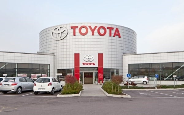 Toyota giữ vững ngôi vương nhà sản xuất ô tô bán chạy nhất thế giới